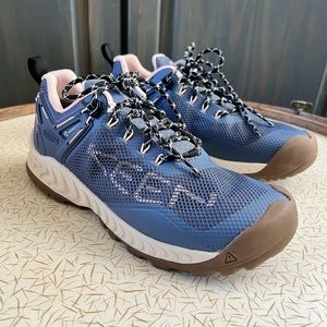 KEEN NXIS EVO Waterproof Speed
Hiking Shoe 8.5
